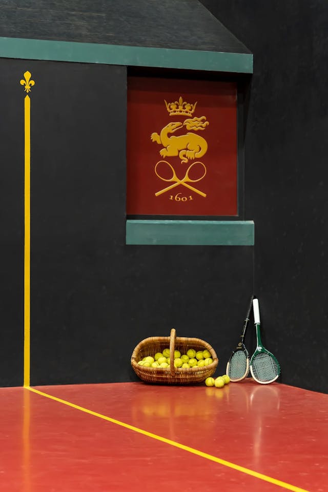Fontainebleau real tennis court with rackets and balls